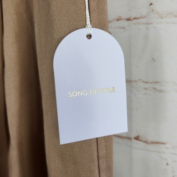 Song of Style Revolve Preppy Belted Pleated High Waist Trousers Khaki Beige M - Picture 12 of 15